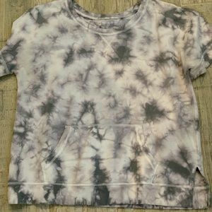 Short sleeve sweatshirt with pockets  size L
